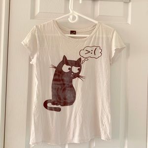 👚4/$20👚white t-shirt with cat print